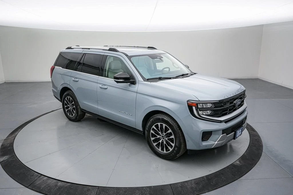 2025 Ford Expedition 5th Gen - Image 2 of 21