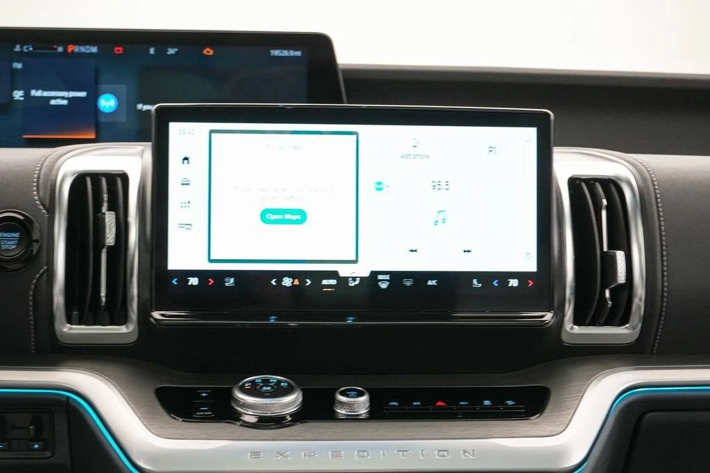 2025 Ford Expedition 5th Gen - Image 17 of 21