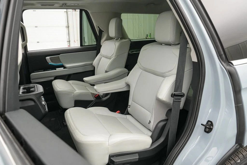2025 Ford Expedition 5th Gen - Image 21 of 21