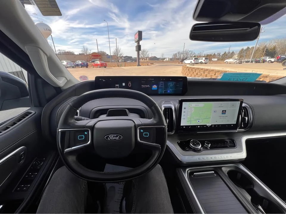 2025 Ford Expedition 5th Gen - Image 13 of 20