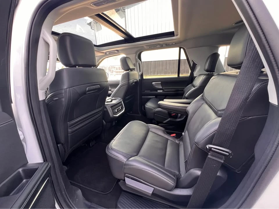 2025 Ford Expedition 5th Gen - Image 16 of 20