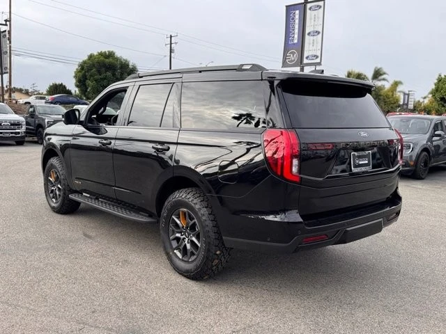 2025 Ford Expedition 5th Gen - Image 10 of 12