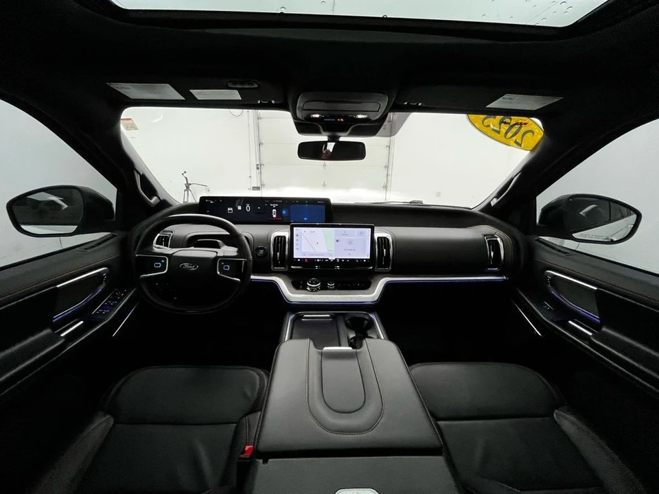 2025 Ford Expedition 5th Gen - Image 3 of 12