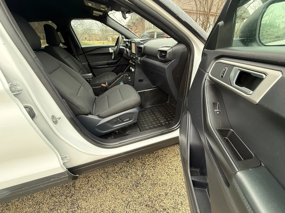 2025 Ford Explorer 6th Gen - Image 21 of 21
