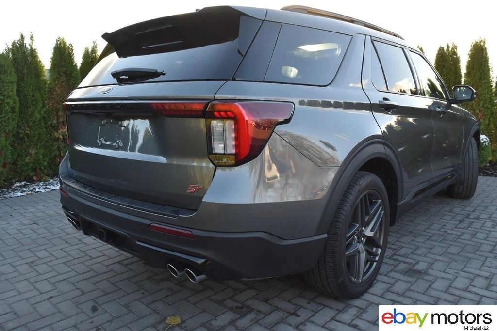 2025 Ford Explorer 6th Gen - Image 5 of 21