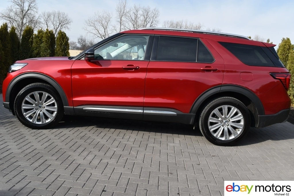 2025 Ford Explorer 6th Gen - Image 8 of 21