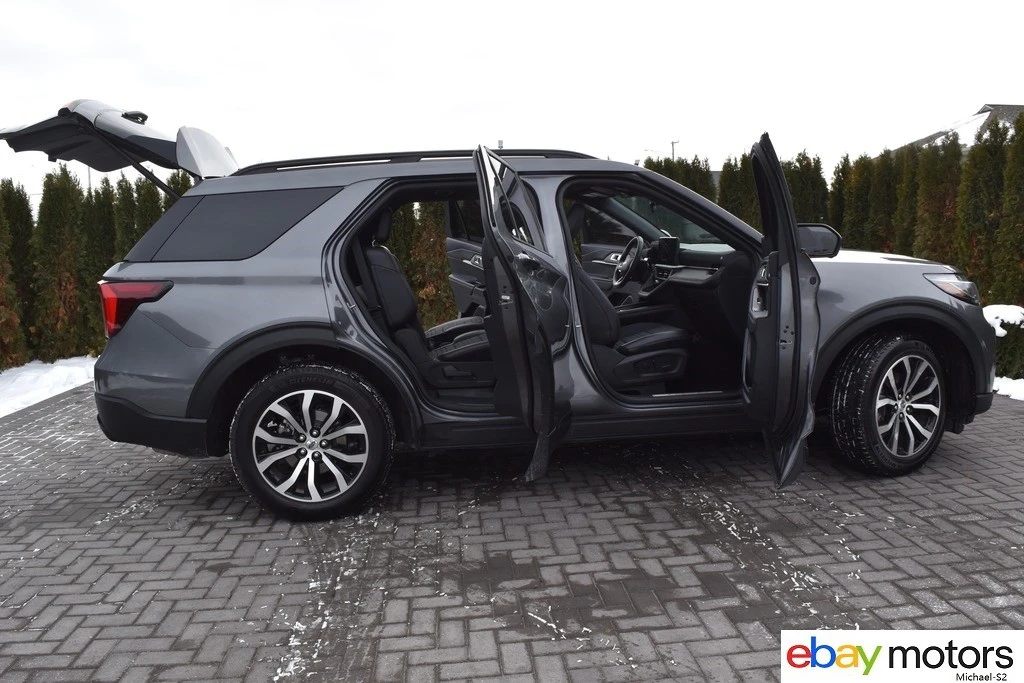 2025 Ford Explorer 6th Gen - Image 20 of 21