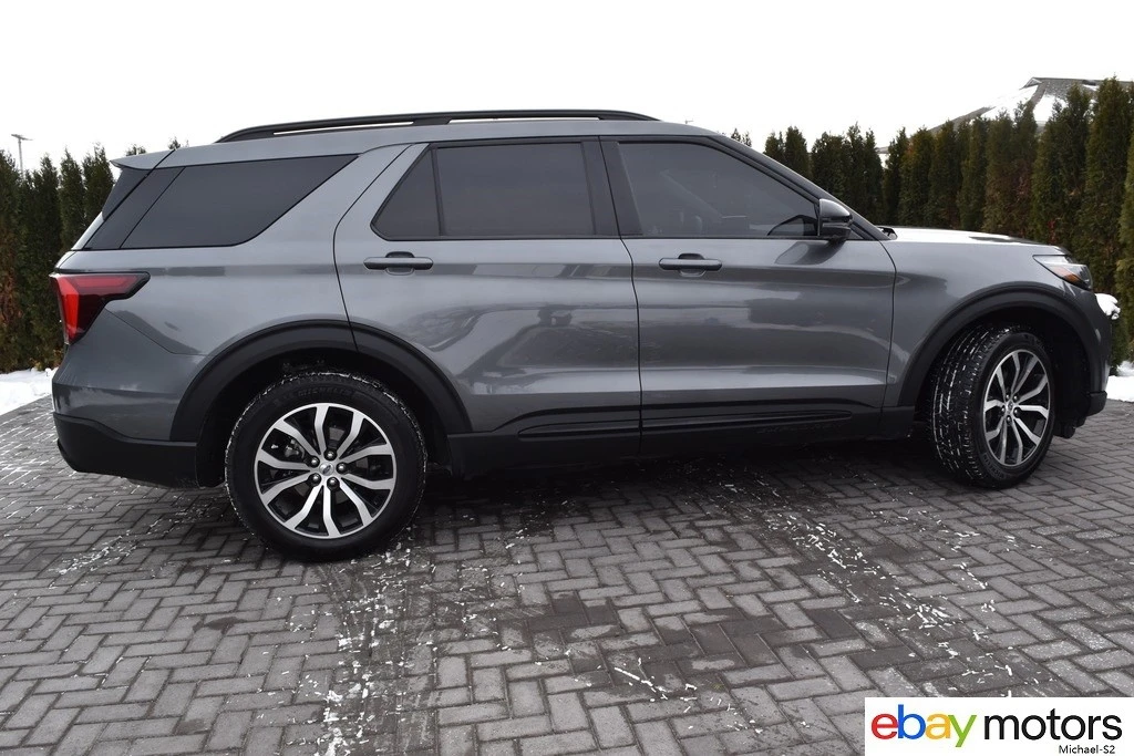 2025 Ford Explorer 6th Gen - Image 4 of 21