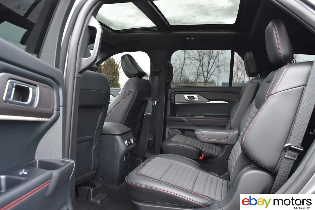2025 Ford Explorer 6th Gen - Image 13 of 21