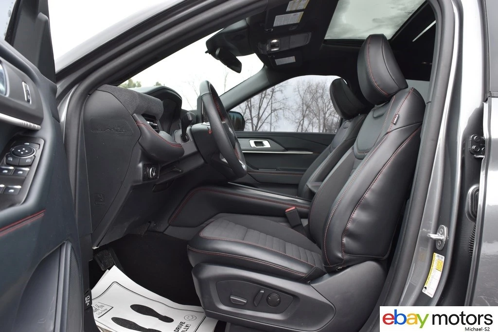 2025 Ford Explorer 6th Gen - Image 10 of 21