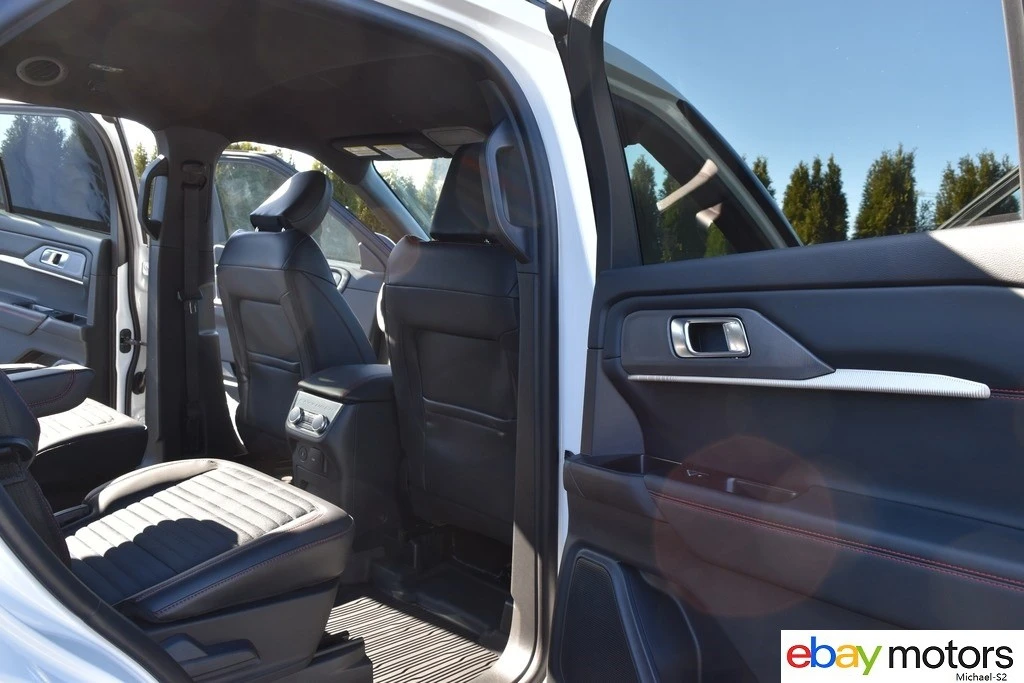2025 Ford Explorer 6th Gen - Image 18 of 21