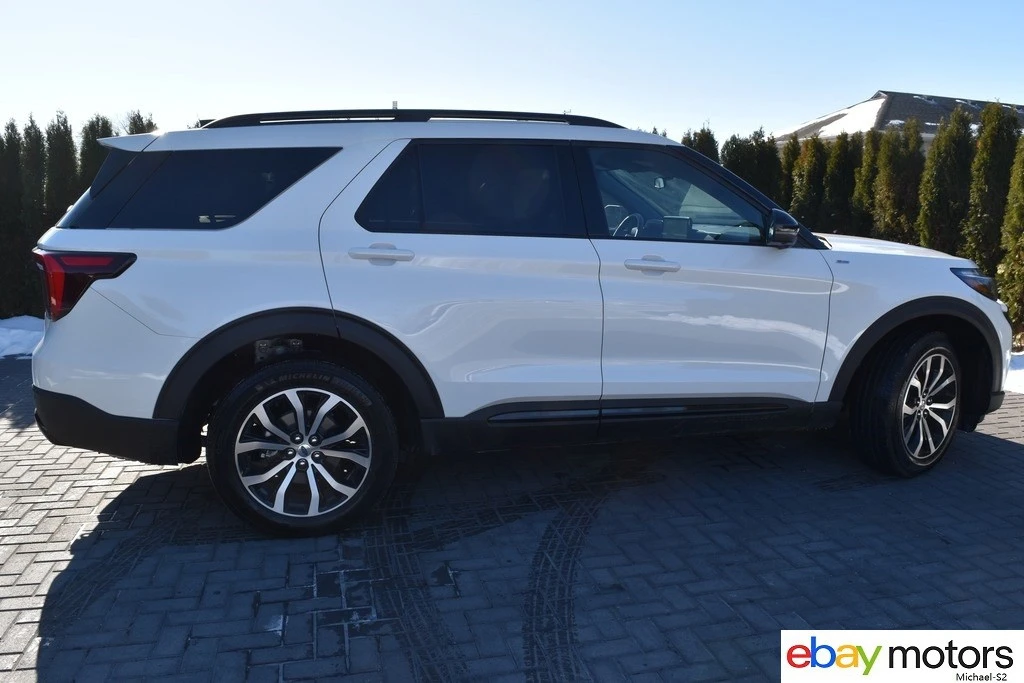 2025 Ford Explorer 6th Gen - Image 4 of 21