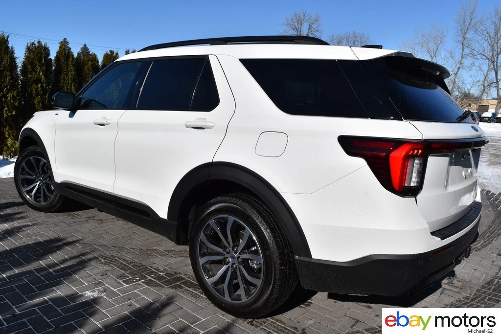 2025 Ford Explorer 6th Gen - Image 7 of 21