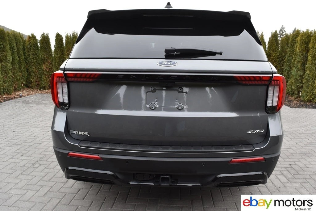 2025 Ford Explorer 6th Gen - Image 6 of 21