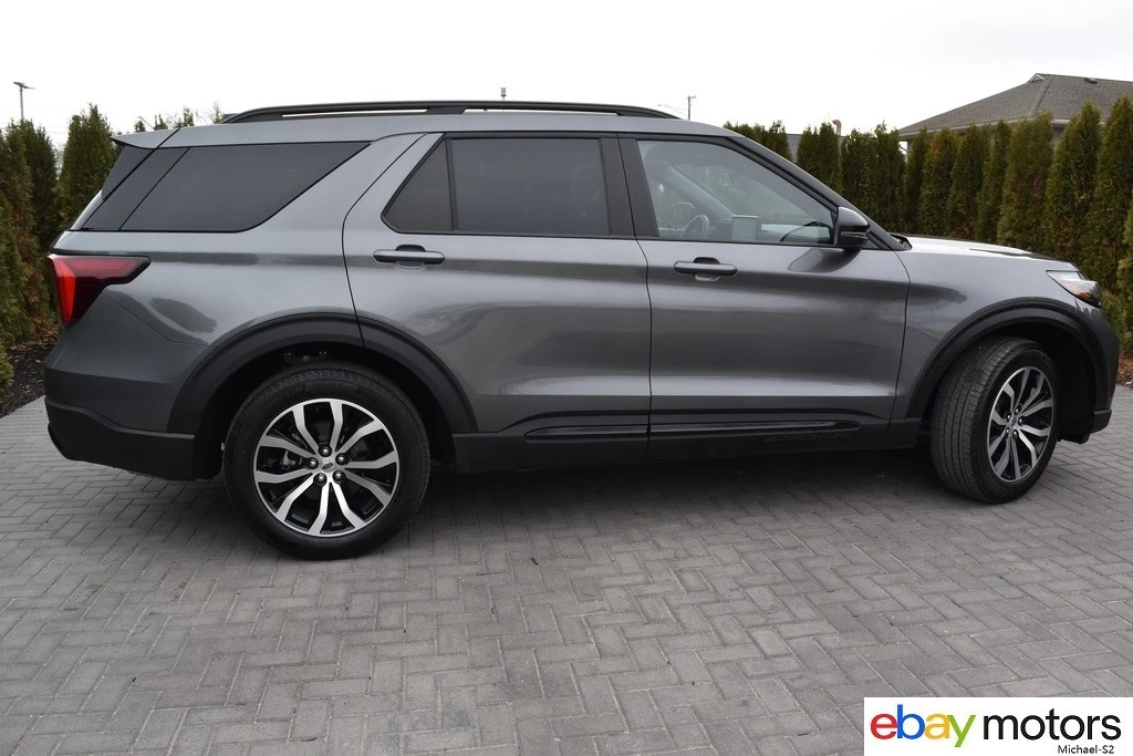 2025 Ford Explorer 6th Gen - Image 4 of 21