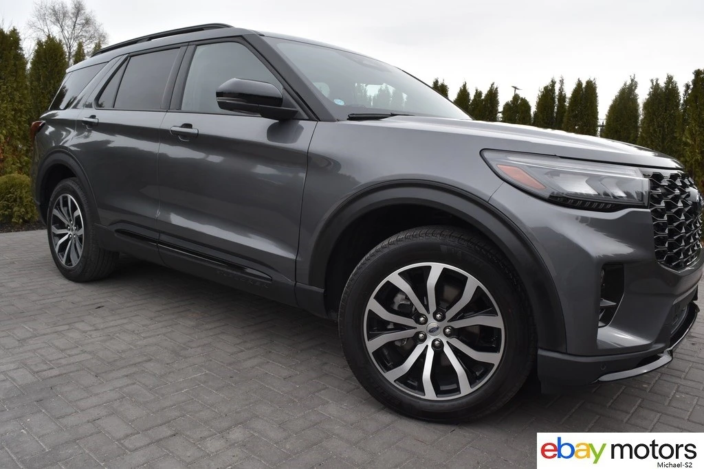 2025 Ford Explorer 6th Gen - Image 3 of 21