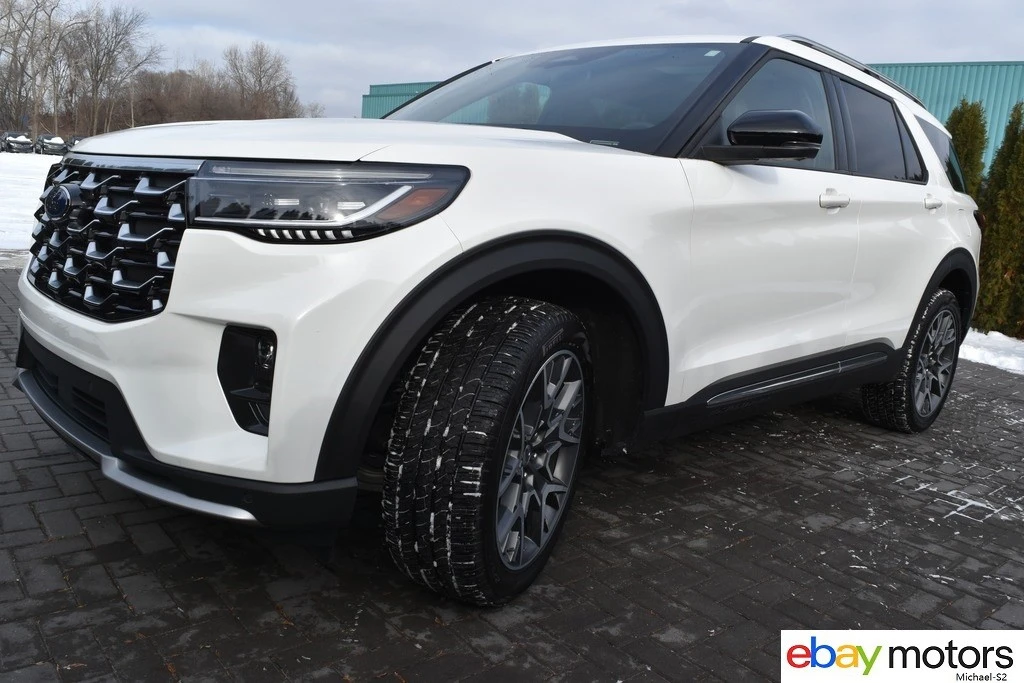 2025 Ford Explorer 6th Gen - Image 9 of 21
