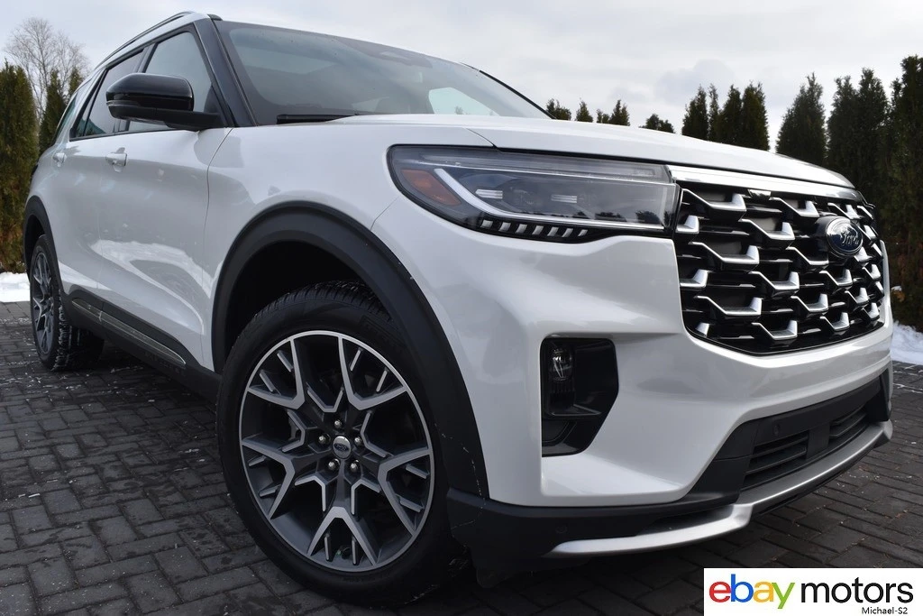 2025 Ford Explorer 6th Gen - Image 2 of 21