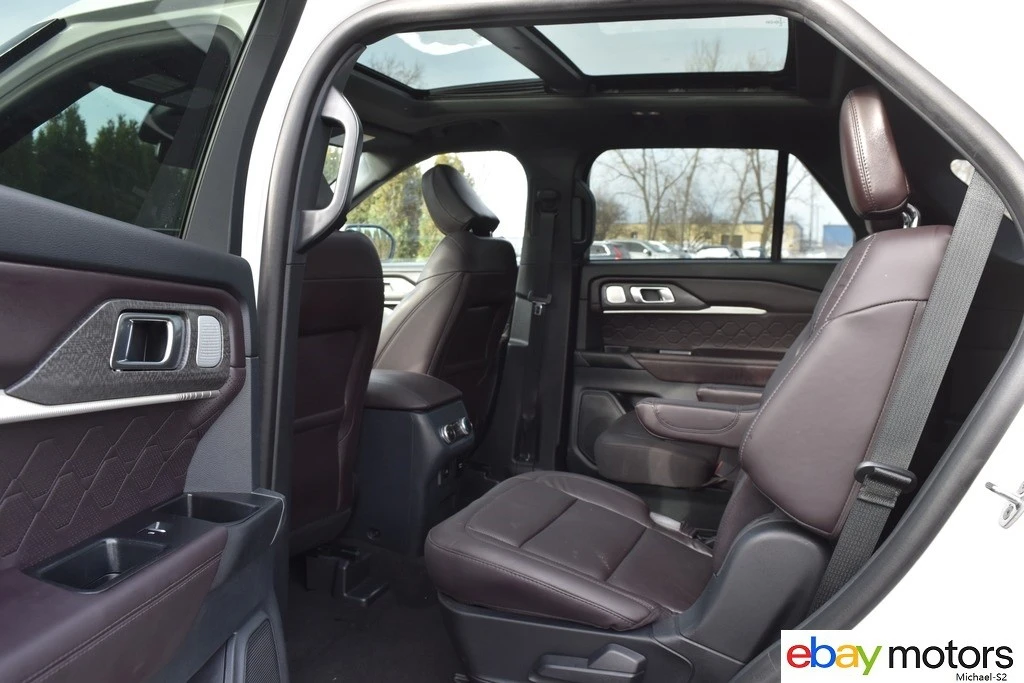 2025 Ford Explorer 6th Gen - Image 13 of 21