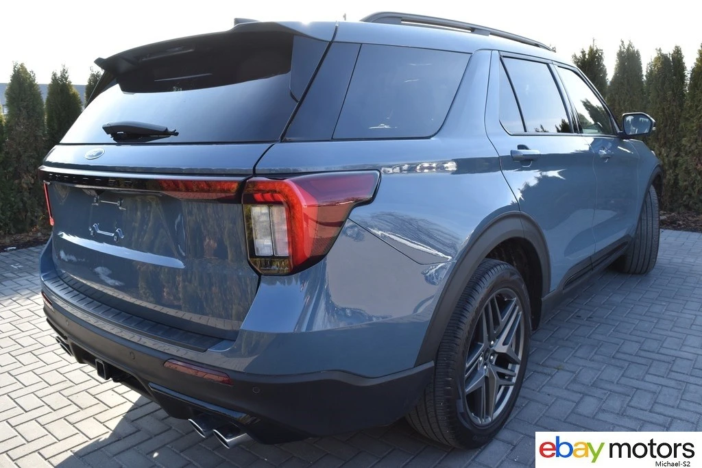 2025 Ford Explorer 6th Gen - Image 5 of 21