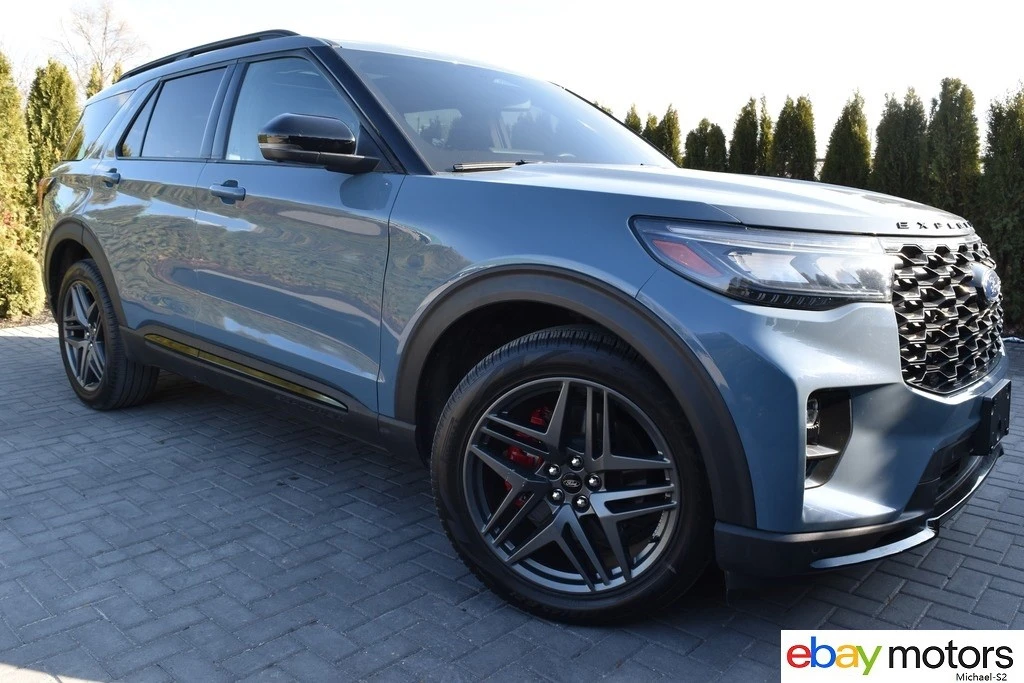 2025 Ford Explorer 6th Gen - Image 3 of 21