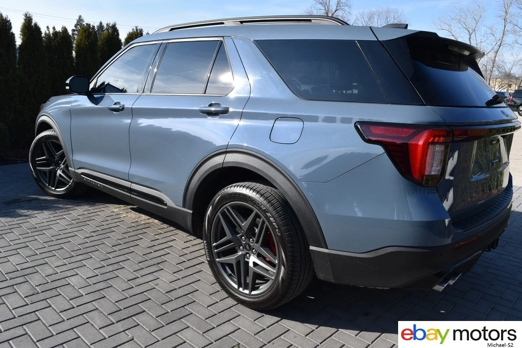 2025 Ford Explorer 6th Gen - Image 7 of 21