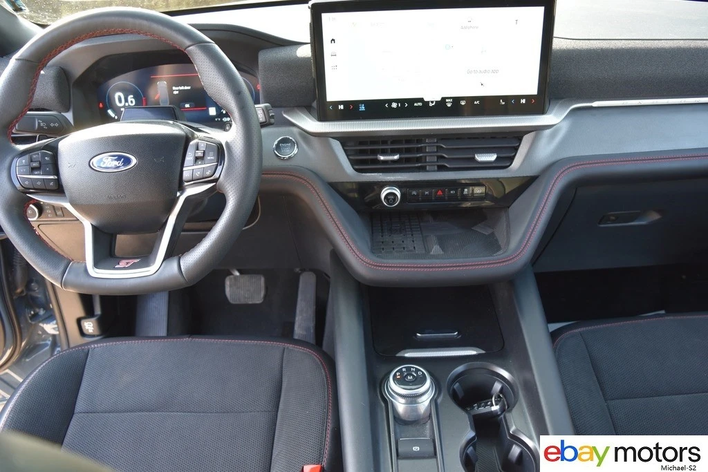 2025 Ford Explorer 6th Gen - Image 14 of 21
