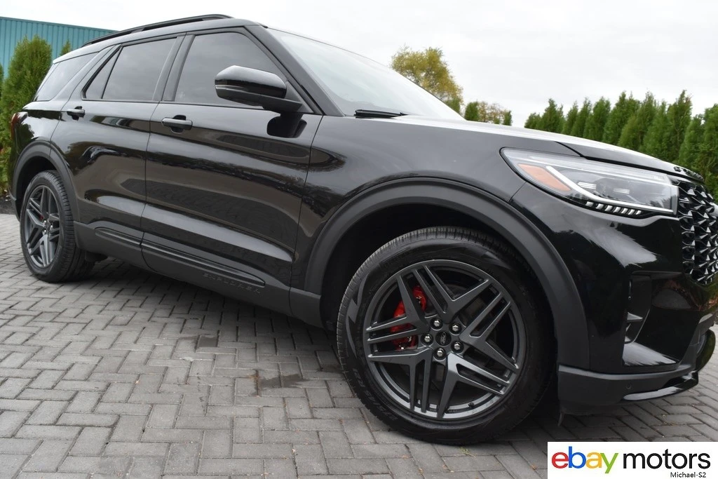 2025 Ford Explorer 6th Gen - Image 3 of 21