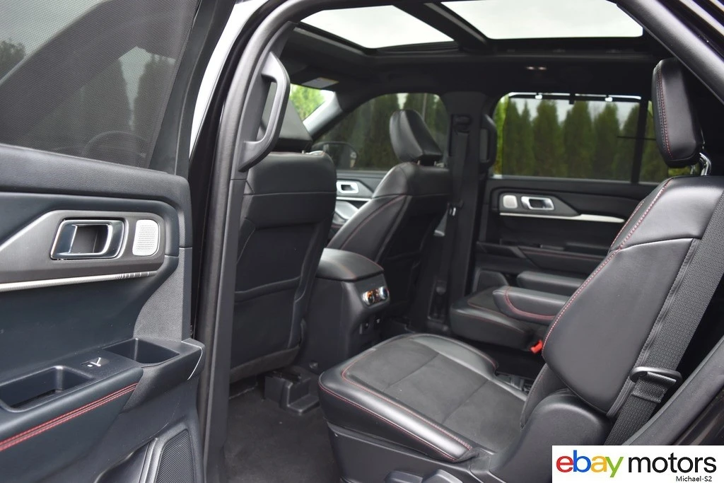 2025 Ford Explorer 6th Gen - Image 13 of 21