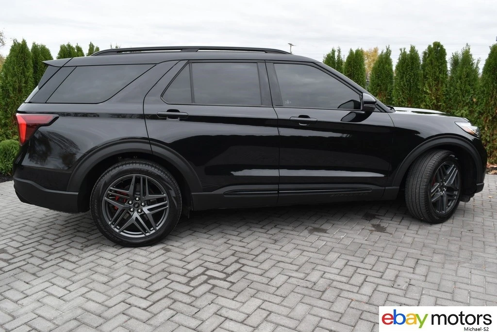 2025 Ford Explorer 6th Gen - Image 4 of 21
