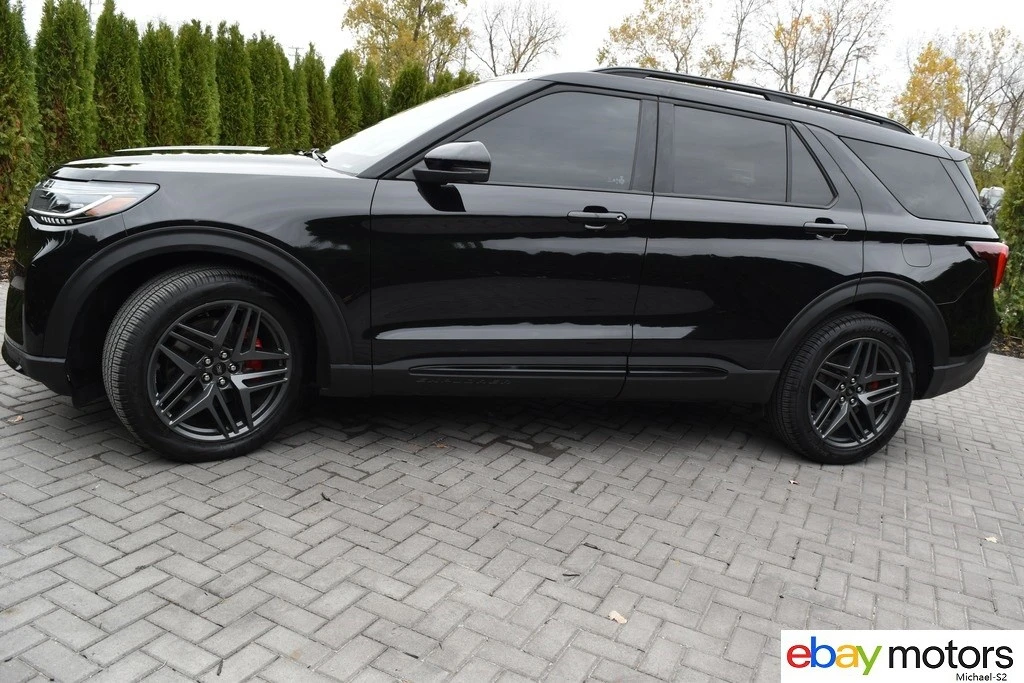 2025 Ford Explorer 6th Gen - Image 8 of 21