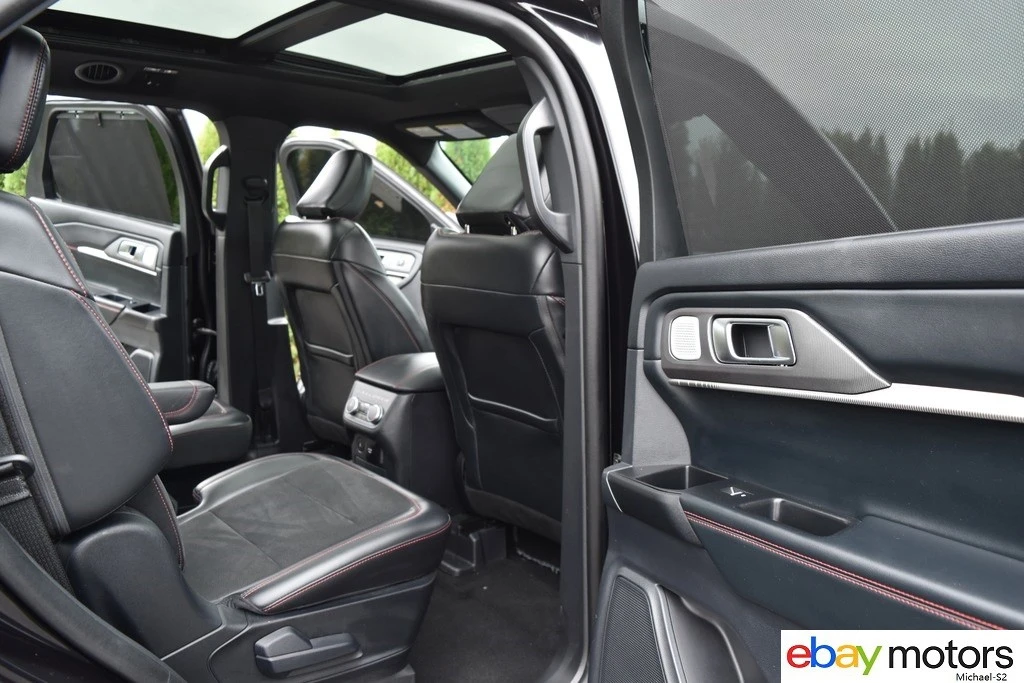 2025 Ford Explorer 6th Gen - Image 18 of 21
