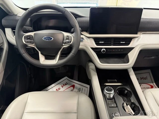 2025 Ford Explorer 6th Gen - Image 20 of 21