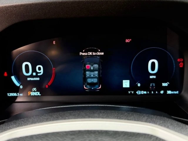 2025 Ford Explorer 6th Gen - Image 17 of 21