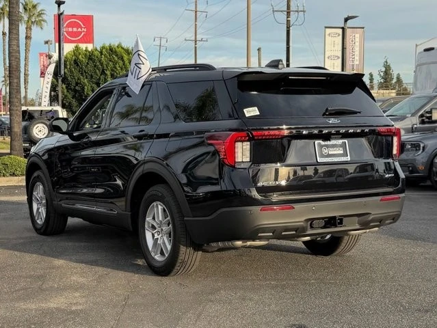 2025 Ford Explorer 6th Gen - Image 6 of 12