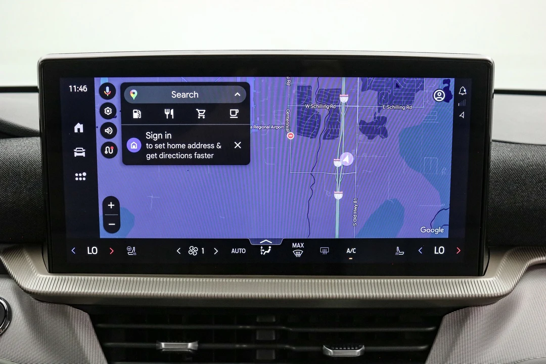 2025 Ford Explorer 6th Gen - Image 19 of 21