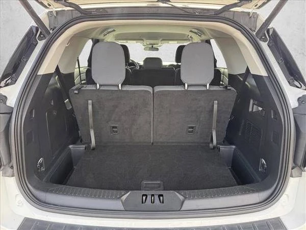 2025 Ford Explorer 6th Gen - Image 7 of 21