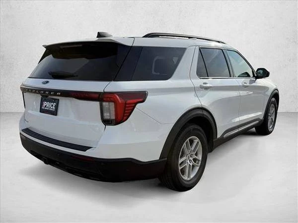 2025 Ford Explorer 6th Gen - Image 5 of 21