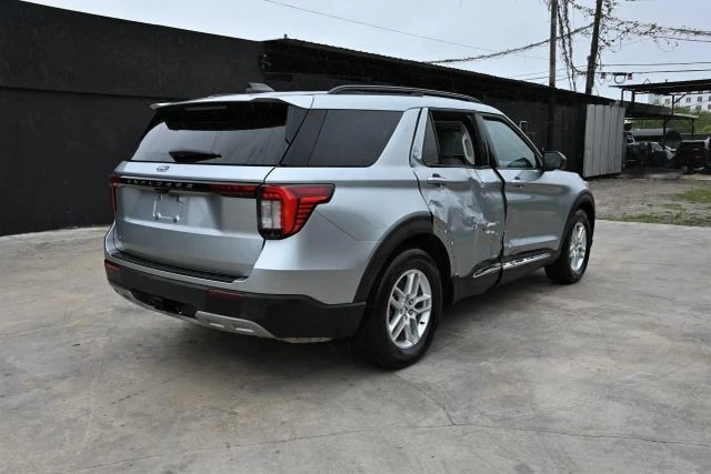 2025 Ford Explorer 6th Gen - Image 4 of 21