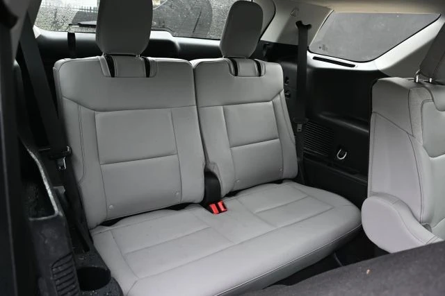 2025 Ford Explorer 6th Gen - Image 20 of 21