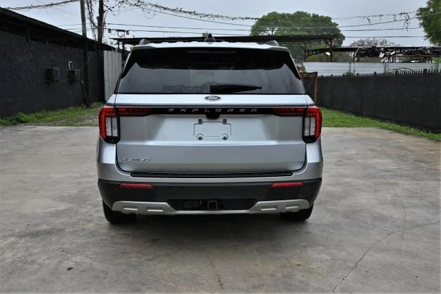 2025 Ford Explorer 6th Gen - Image 5 of 21