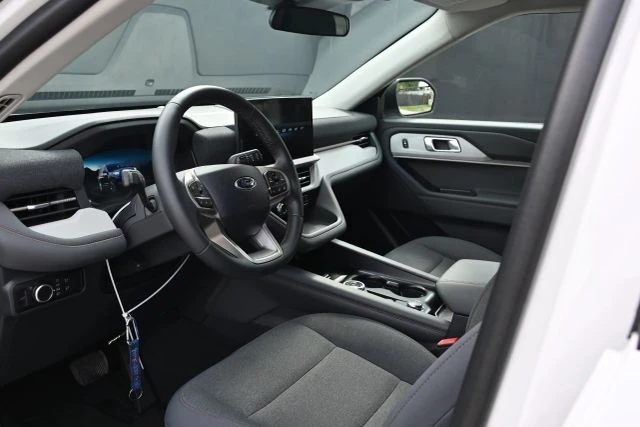 2025 Ford Explorer 6th Gen - Image 21 of 21