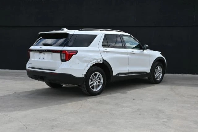 2025 Ford Explorer 6th Gen - Image 6 of 21