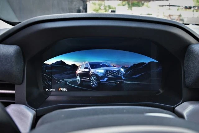 2025 Ford Explorer 6th Gen - Image 13 of 21