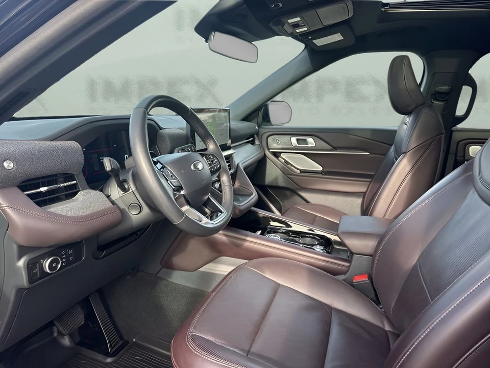 2025 Ford Explorer 6th Gen - Image 9 of 21