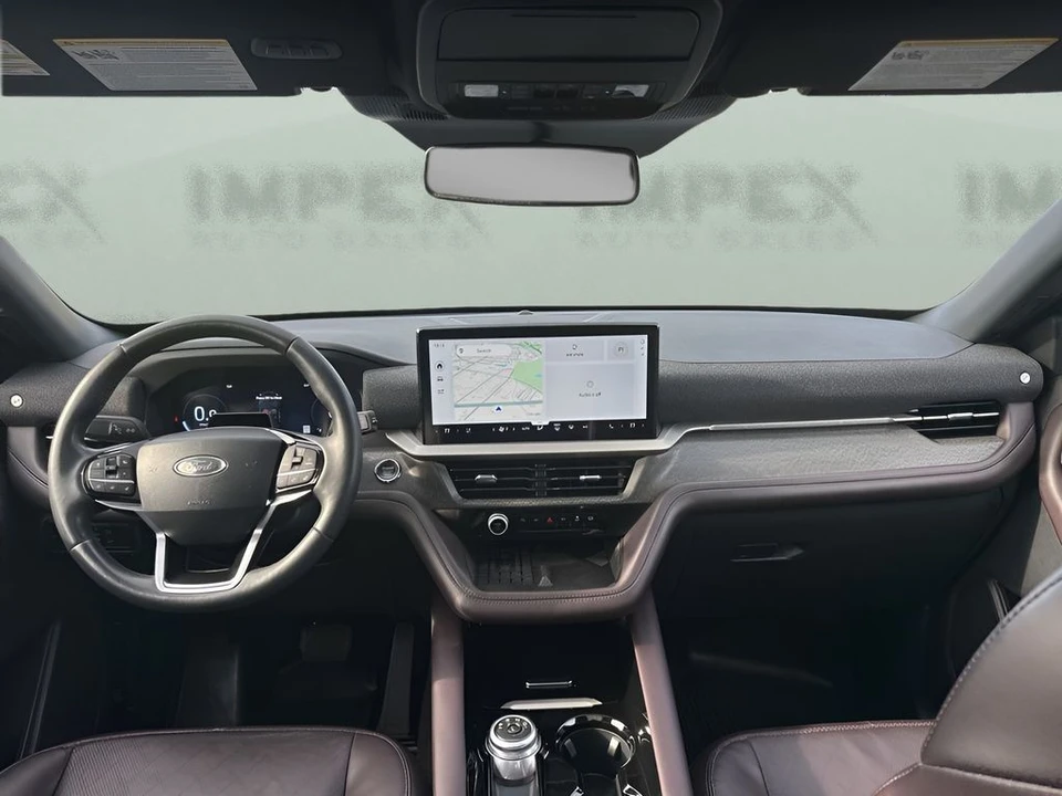 2025 Ford Explorer 6th Gen - Image 16 of 21