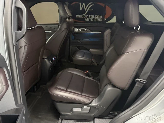 2025 Ford Explorer 6th Gen - Image 14 of 21