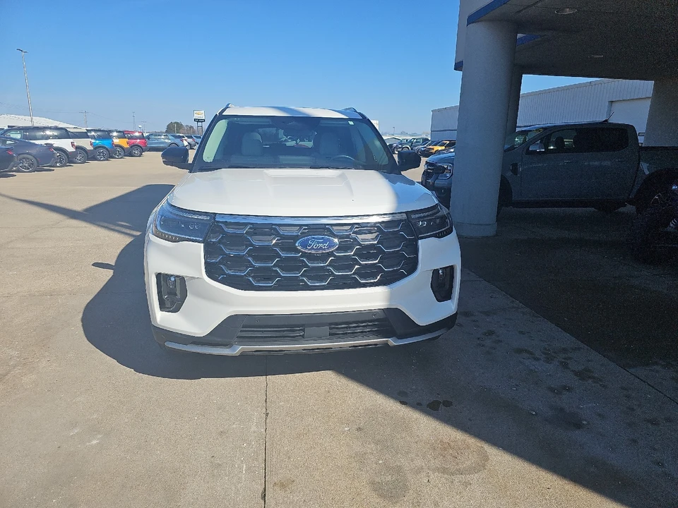 2025 Ford Explorer 6th Gen - Image 3 of 21