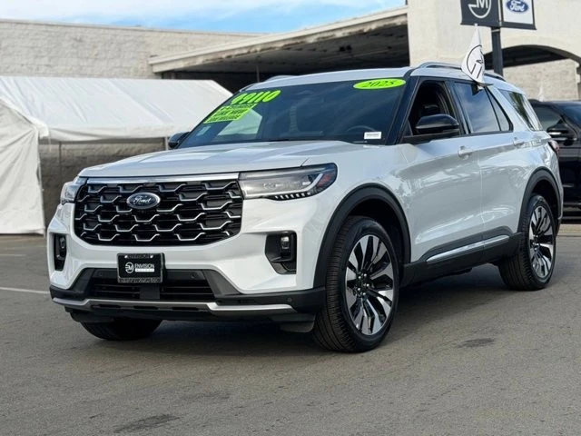 2025 Ford Explorer 6th Gen - Image 6 of 21