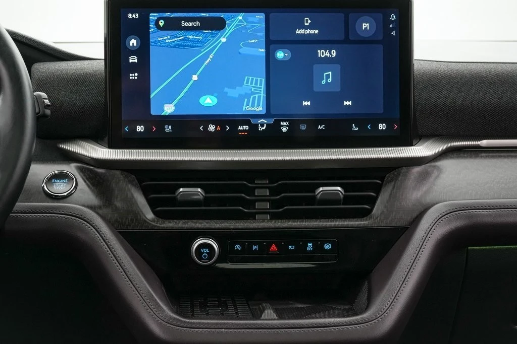 2025 Ford Explorer 6th Gen - Image 16 of 21